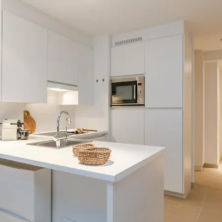 Huswell - Modern And Spacious With Terrace Apartment Knokke-Heist